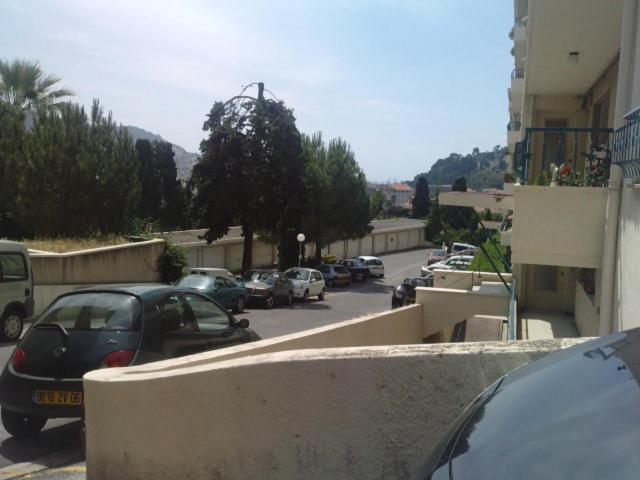 Appartement Centre- Small Pied-a-terre Near Beaches Nice